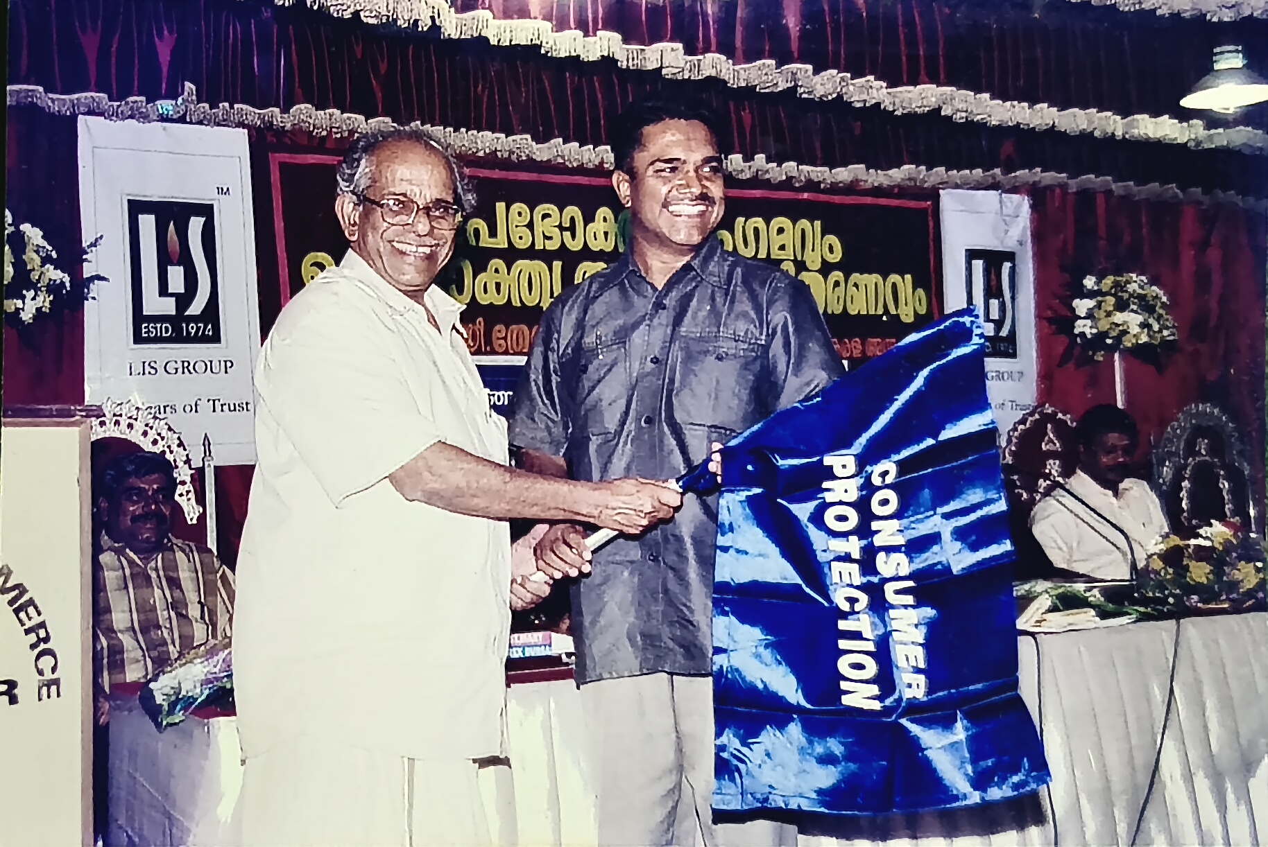 filter: null; fileterIntensity: null; filterMask: null; captureOrientation: 0;
runfunc: 0; algolist: 0;
multi-frame: 1;
brp_mask:8;
brp_del_th:0.0000,0.0000;
brp_del_sen:0.0000,0.0000;
motionR: null;
delta:1;
bokeh:1;
module: document;hw-remosaic: false;touch: (-1.0, -1.0);sceneMode: 3145728;cct_value: 0;AI_Scene: (-1, -1);aec_lux: 336.0;aec_lux_index: 0;albedo:  ;confidence:  ;motionLevel: 0;weatherinfo: null;temperature: 48;