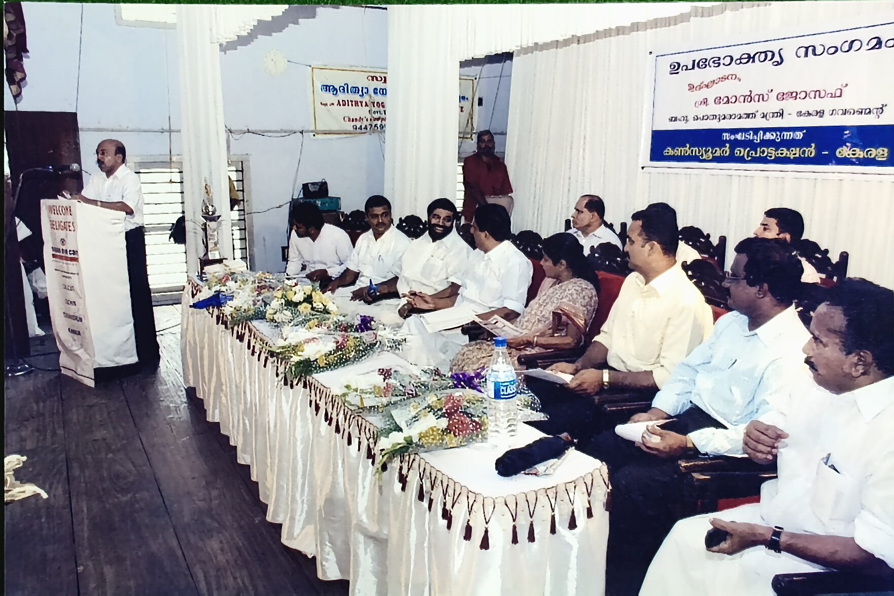 filter: null; fileterIntensity: null; filterMask: null; captureOrientation: 270;
runfunc: 0; algolist: 0;
multi-frame: 1;
brp_mask:0;
brp_del_th:0.0000,0.0000;
brp_del_sen:0.0000,0.0000;
motionR: null;
delta:1;
bokeh:1;
module: document;hw-remosaic: false;touch: (-1.0, -1.0);sceneMode: 8;cct_value: 0;AI_Scene: (-1, -1);aec_lux: 321.0;aec_lux_index: 0;albedo:  ;confidence:  ;motionLevel: 0;weatherinfo: null;temperature: 42;