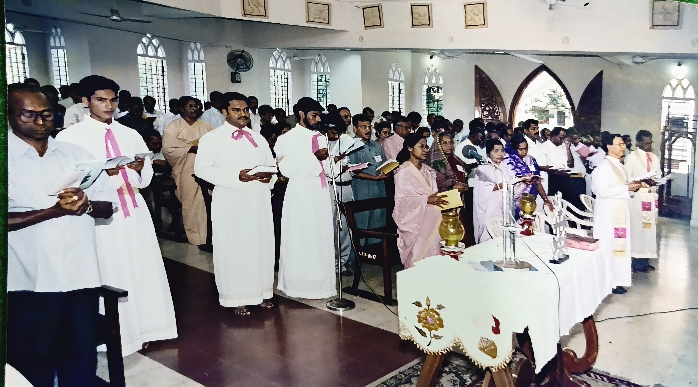 filter: null; fileterIntensity: null; filterMask: null; captureOrientation: 270;
runfunc: 0; algolist: 0;
multi-frame: 1;
brp_mask:8;
brp_del_th:0.0000,0.0000;
brp_del_sen:0.0000,0.0000;
motionR: null;
delta:1;
bokeh:1;
module: document;hw-remosaic: false;touch: (-1.0, -1.0);sceneMode: 7864320;cct_value: 0;AI_Scene: (16, 0);aec_lux: 313.0;aec_lux_index: 0;albedo:  ;confidence:  ;motionLevel: 0;weatherinfo: null;temperature: 44;